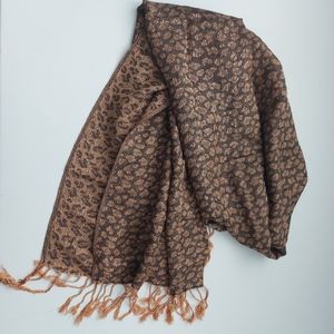 Leopard print pashmina